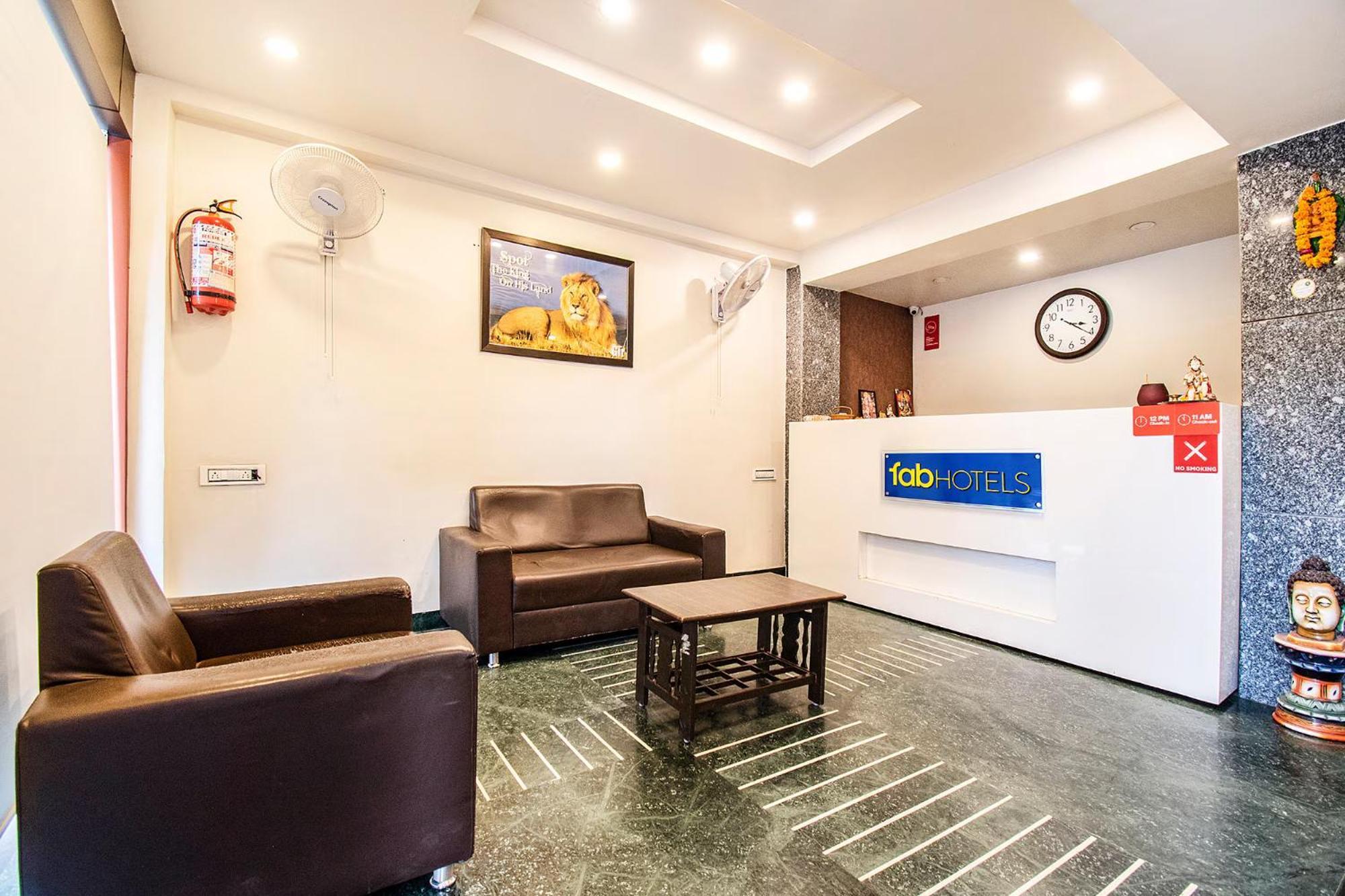 Fabhotel Maher Inn Ahmedabad Extérieur photo